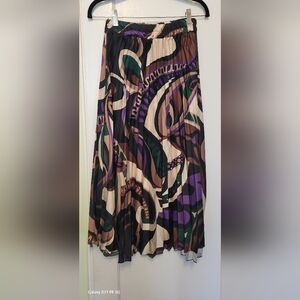 Multicolor Abstract Pleated Skirt SizeM